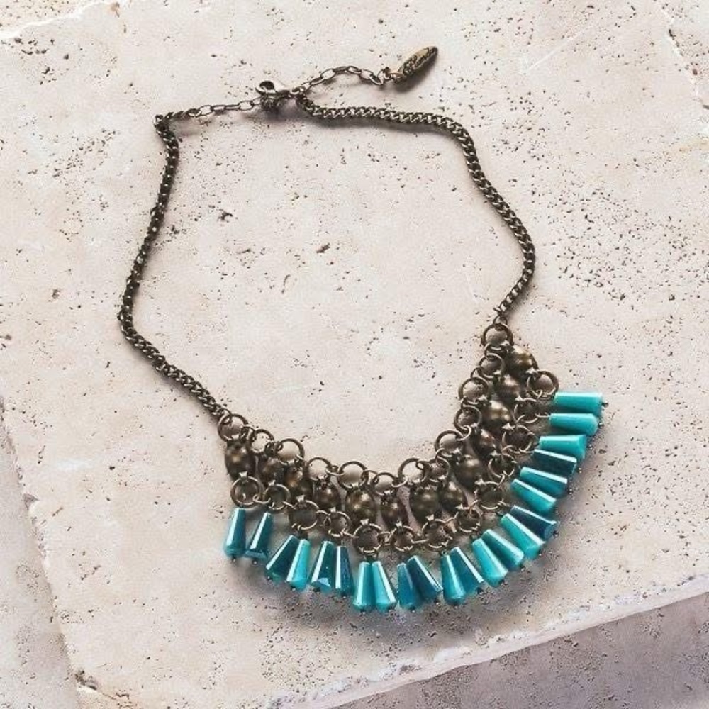 Chic Turquoise and aged bronze Necklace
